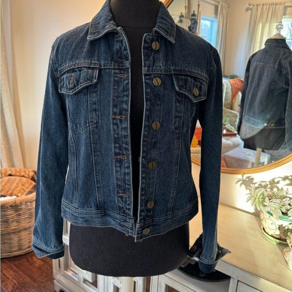 Jones, New York Jean jacket size 4